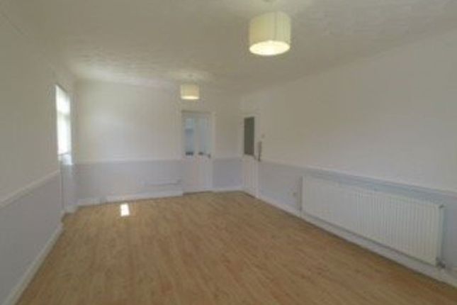 7, Sumner Close, Rainhill photo 4