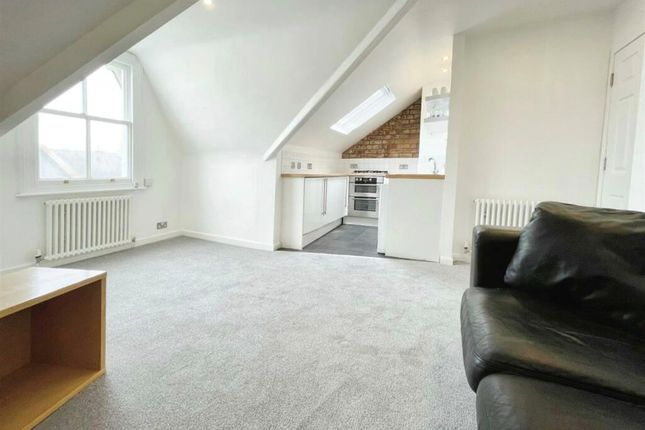 Flat 3, Leamington Spa photo 3