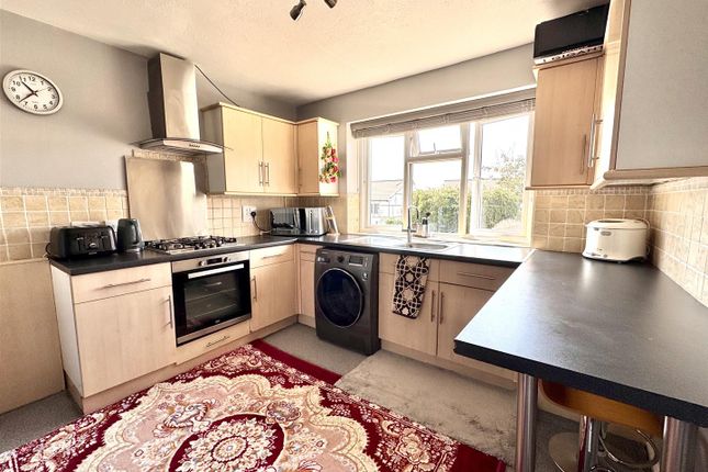 225A, Colyers Lane, Erith photo 4