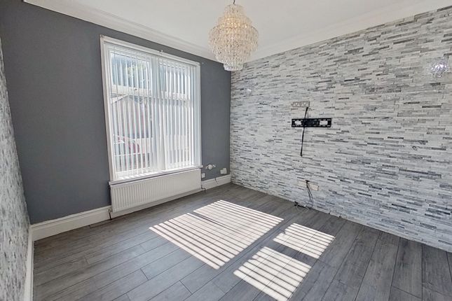 94, Bartle Lane, Bradford photo 2