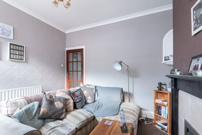 18, Bark Street, Cleethorpes photo 2