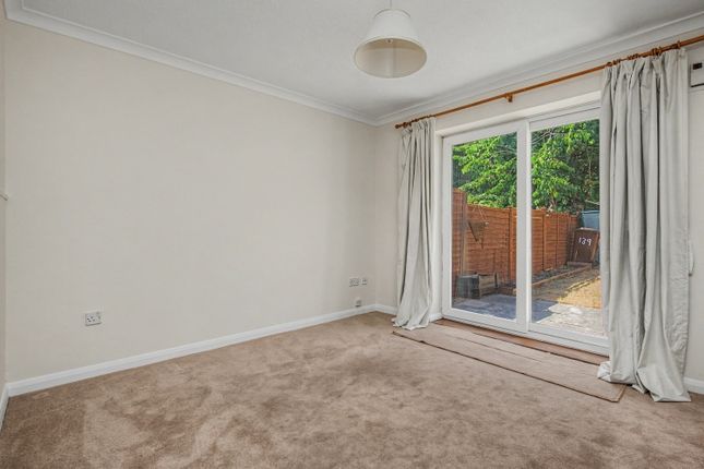 139, Willow Drive, Bicester photo 4