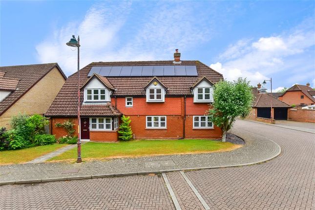 Thumbnail Detached house for sale in Lambourne Drive, Kings Hill, West Malling, Kent
