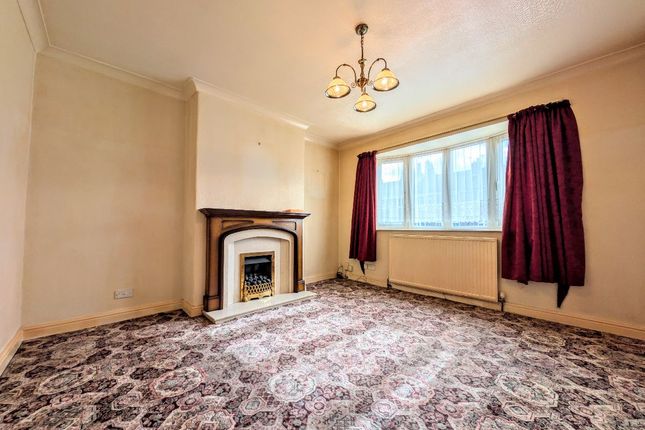 20 Medway Drive, Bolton photo 3