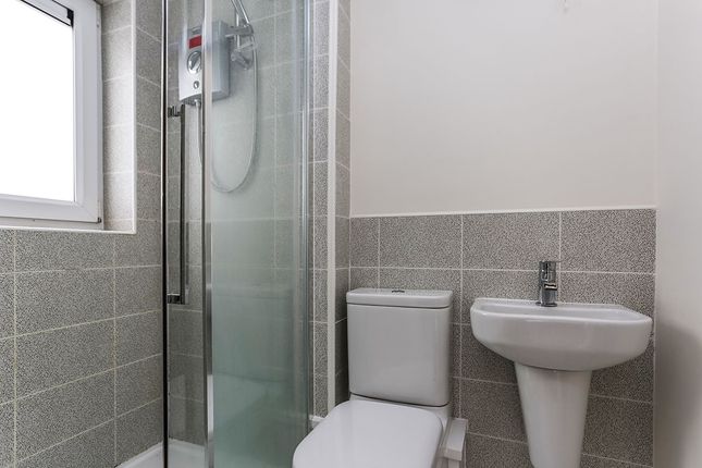 20, Castle Croft Drive, Sheffield photo 3