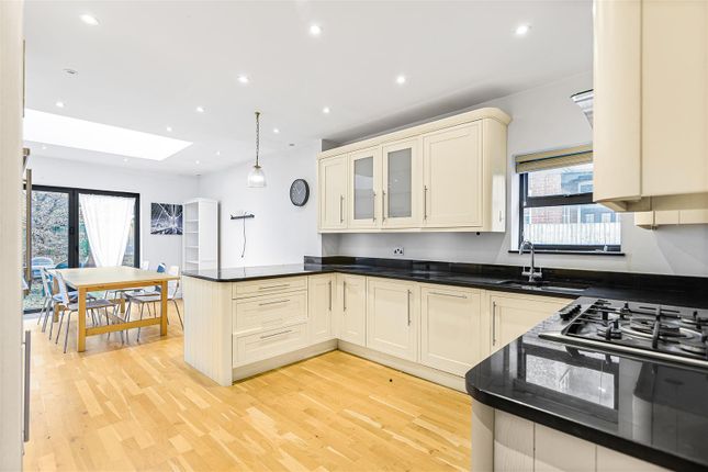 61, Eastern Avenue, Reading photo 3