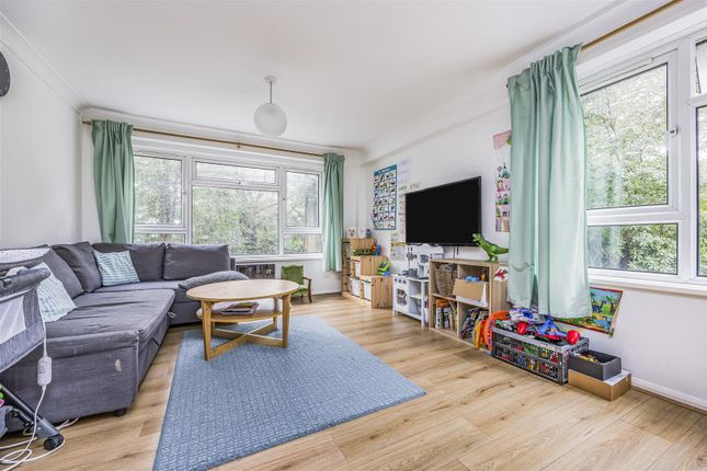 Flat for sale in Derby Road, Bournemouth