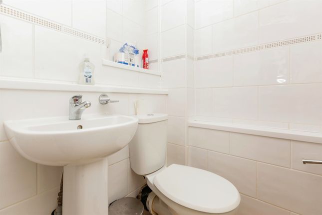 Semi-detached house for sale in Bedgrove, Aylesbury
