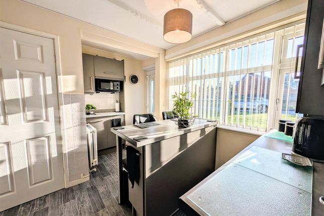 17, Edinburgh Drive, Willenhall photo 3
