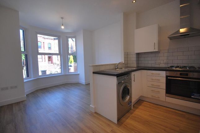 Thumbnail Flat to rent in Osborne Road, Levenshulme, Manchester
