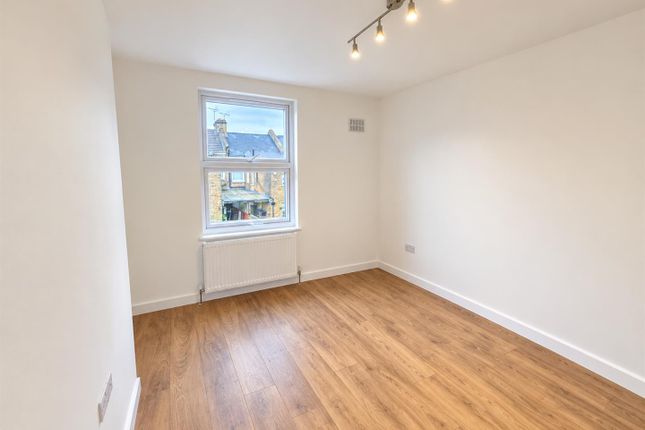 Osborne Road, Willesden photo 5
