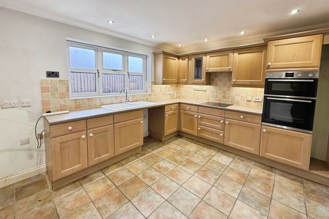 Strawberry Fields Drive, Holbeach photo 3