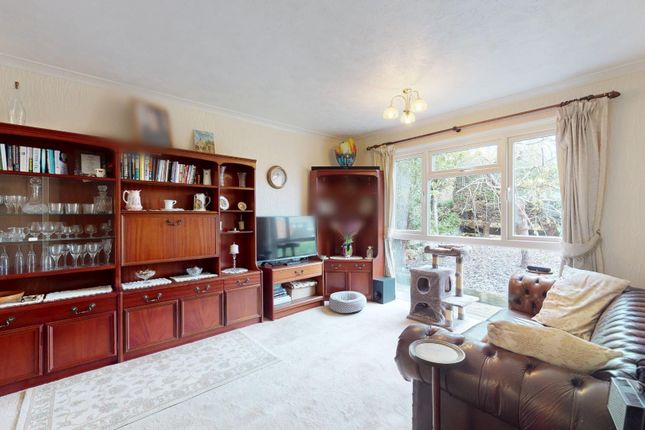 Cruden Road, Gravesend photo 2