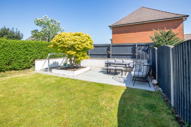 181, Foxdenton Lane, Manchester photo 4