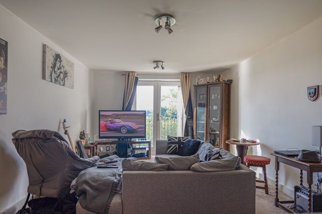 Flat 32, Old Coach Road, Runcorn photo 4