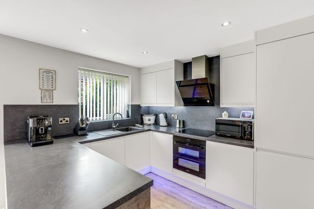 9 Bowden Avenue, Nottingham photo 4