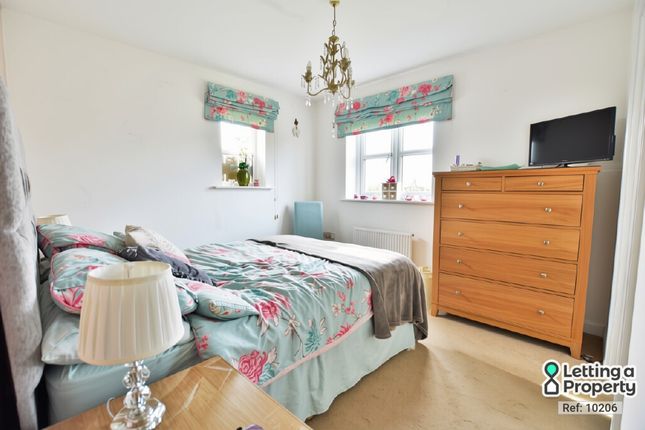 3-bed semi-detached on 21, Chepstow Court, Oakham, £1,250/mo