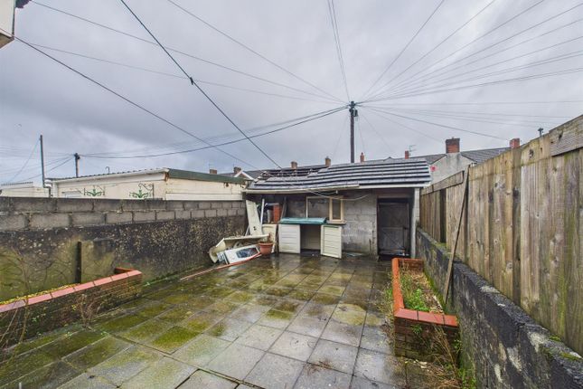 12, Brynmor Road, Llanelli photo 3