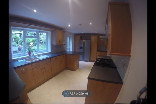 Amberwood, Christchurch Road, Virginia Water photo 4
