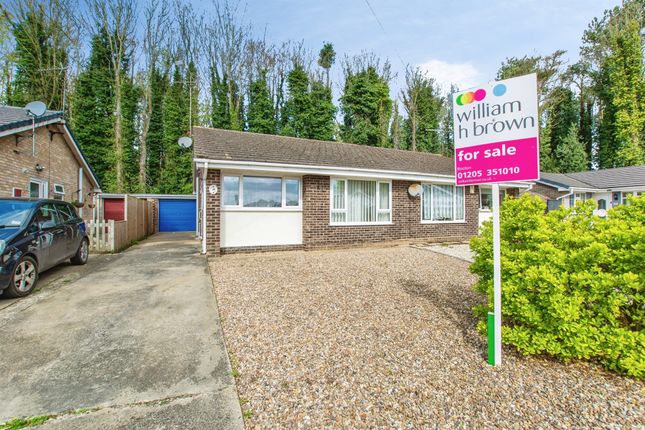 2-bed house on 49, Oak Crescent, Boston, £160,000