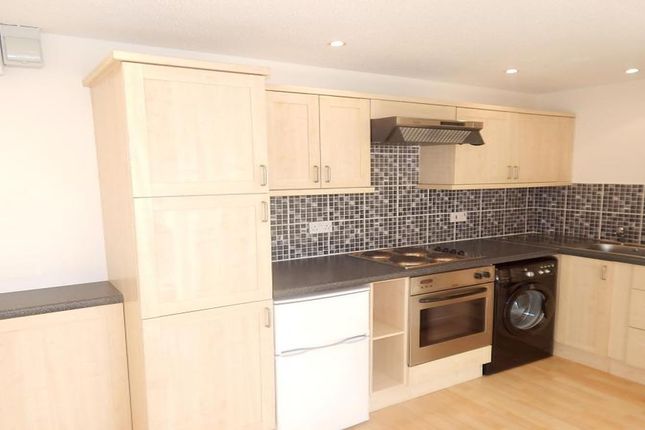 Swan Way, Fleet photo 4