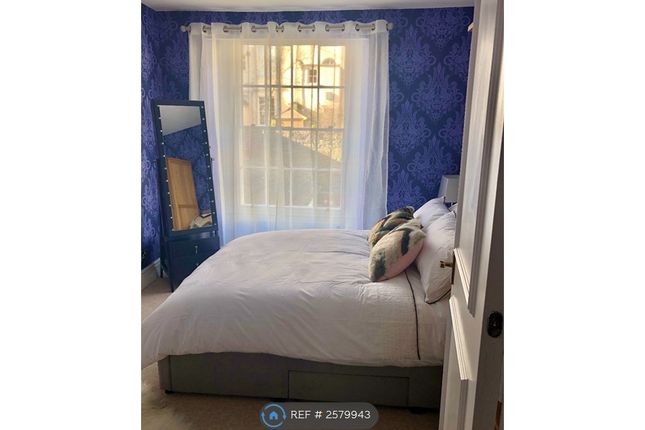 Rear Bedroom