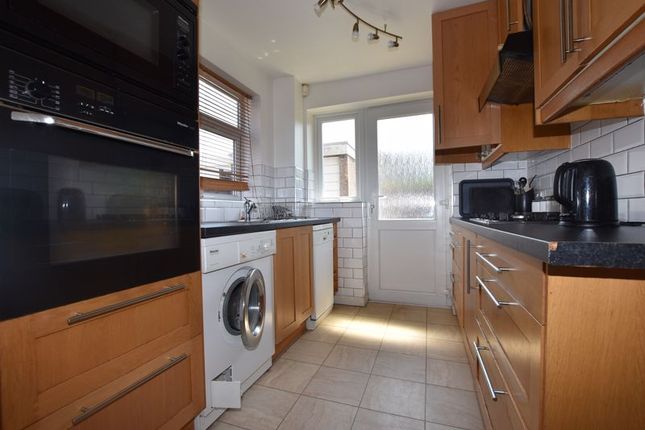 3, Davidson Close, Nottingham photo 5