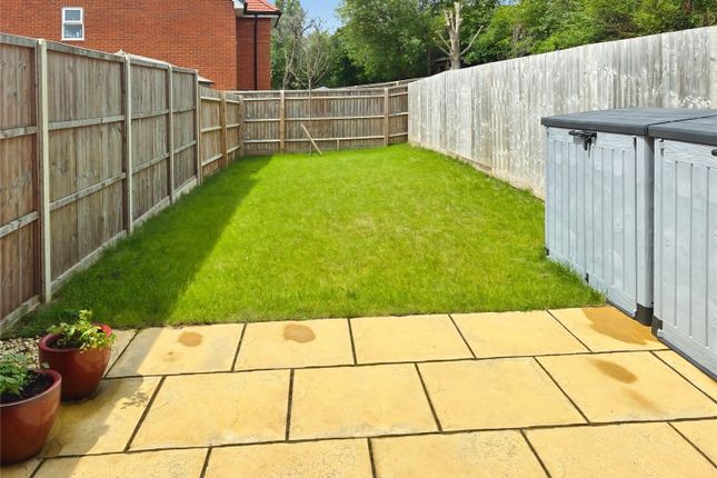 35, Boot Close, Buckingham photo 2