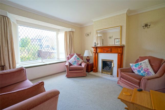 4, Moorlands, Rotherham photo 2
