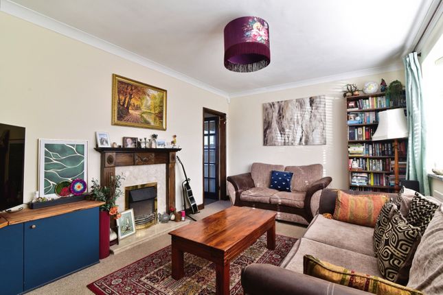 37, Nickerwood Drive, South Yorkshire photo 3
