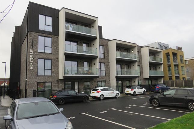 Thumbnail Flat for sale in Southend Arterial Road, Romford