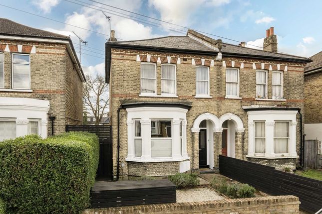 Thumbnail Flat for sale in Buckleigh Road, London