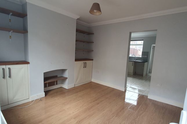 13, Melton Close, Newmarket photo 2