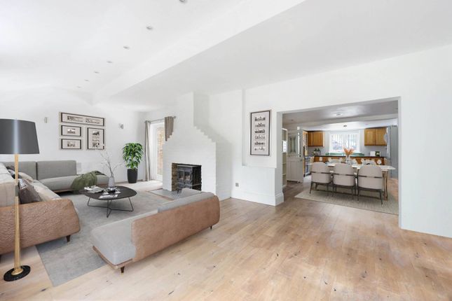 Thumbnail Property for sale in Harley Grove, Bow, London