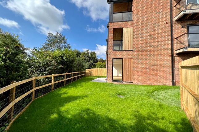 Flat for sale in Apartment 2, Bay Tree House, Tanners Hill, Hythe