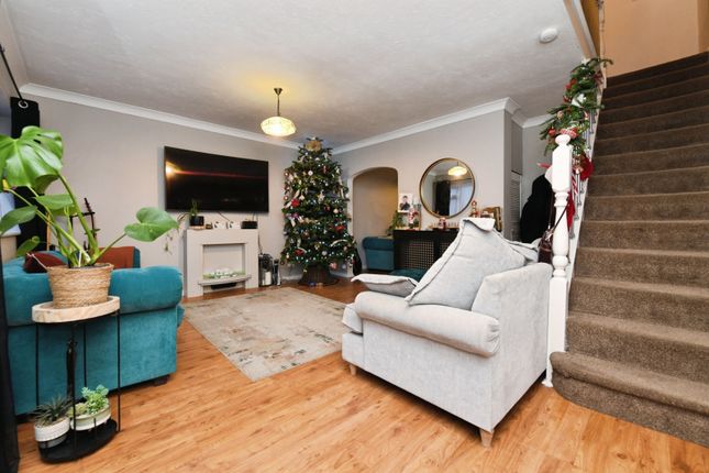 80, Bramble Road, Essex photo 2