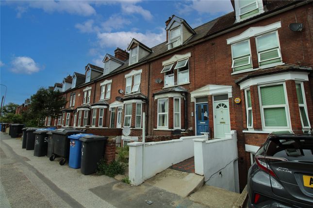 Thumbnail Flat to rent in Burrell Road, Ipswich, Suffolk