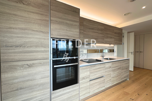 Flat 1502, Deveraux House, London photo 2