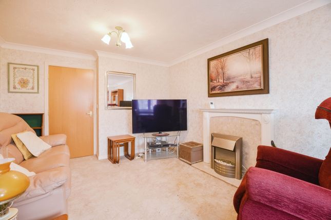 49, Marton Dale Court, Marton-In-Cleveland photo 3