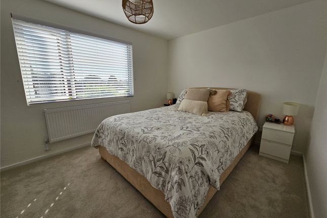 27, Burford Park Road, Birmingham photo 5