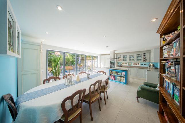 9 Mere View Newcastle Road, Congleton photo 4