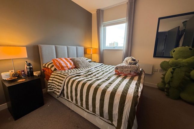 27 Dixie, Bute Street, Cardiff photo 2