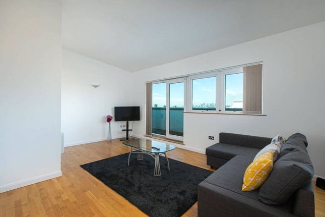 Thumbnail Flat to rent in 2 Greens End, London