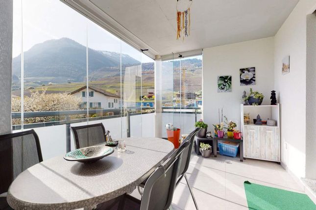 Thumbnail Apartment for sale in Leytron, Canton Du Valais, Switzerland