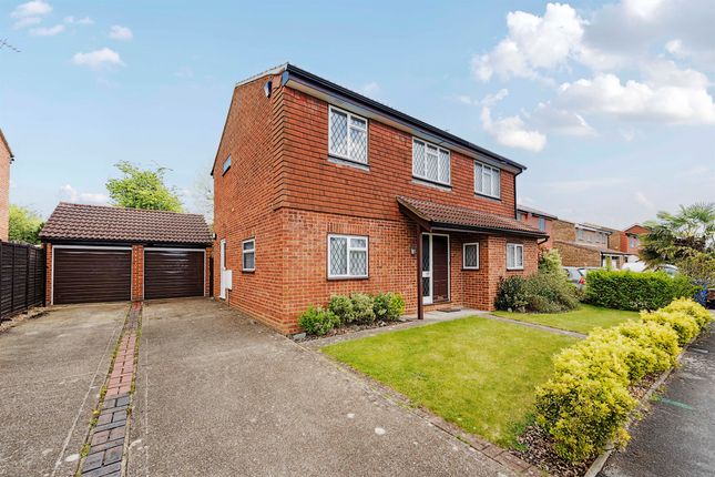Thumbnail Detached house for sale in The Fairway, Maidenhead