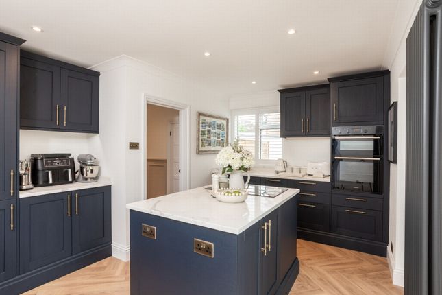 52, Orchard Valley, Hythe photo 4
