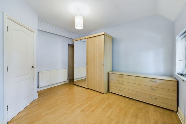 Flat for sale in Minehead Road, Liverpool