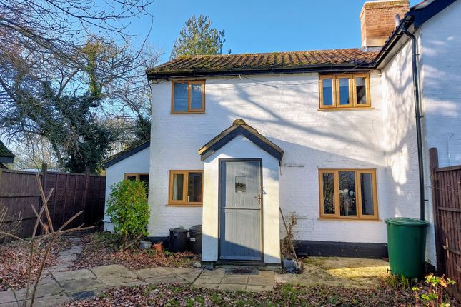 Thumbnail Cottage to rent in Gislingham Road, Eye
