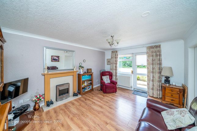 2, Oakmount Close, Walsall photo 3