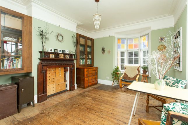 11, Queens Road, Kent photo 3